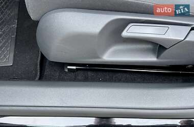 Хетчбек Volkswagen Golf 2008 в 