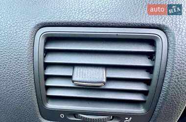 Хетчбек Volkswagen Golf 2008 в 
