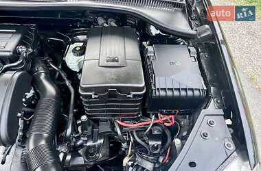 Хетчбек Volkswagen Golf 2008 в 