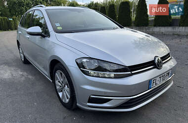 Універсал Volkswagen Golf 2019 в Хмельницькому