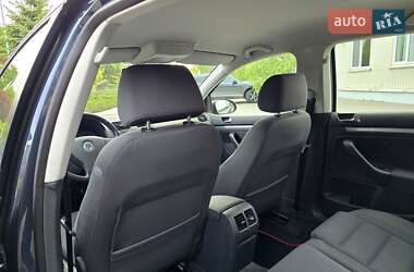 Хэтчбек Volkswagen Golf 2006 в 