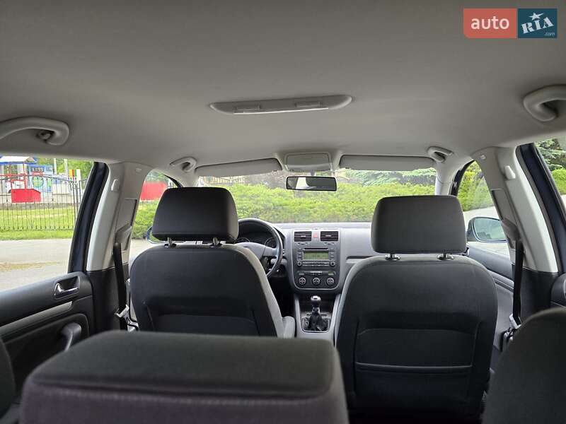Хетчбек Volkswagen Golf 2006 в Полтаві