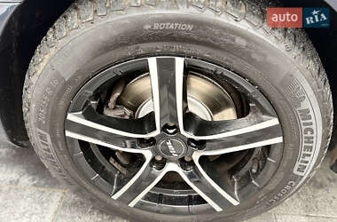 Універсал Volkswagen Golf 2010 в 