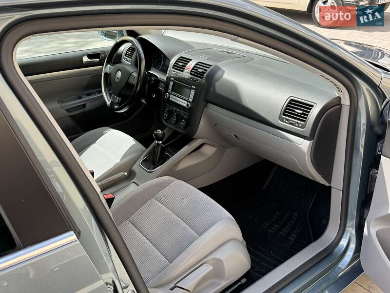 Универсал Volkswagen Golf 2008 в Тернополе