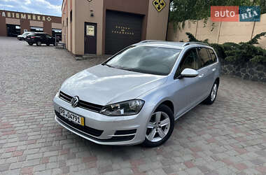Універсал Volkswagen Golf 2013 в Рівному