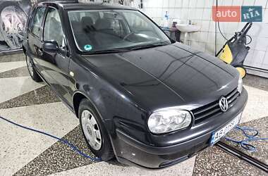 Хэтчбек Volkswagen Golf 2000 в Виннице