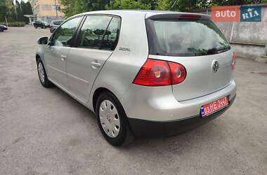 Хетчбек Volkswagen Golf 2007 в 