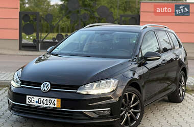 Універсал Volkswagen Golf 2018 в Львові