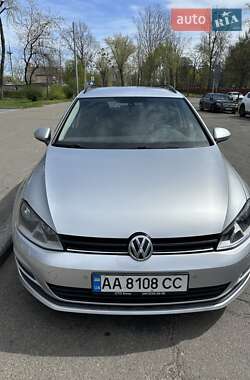 Универсал Volkswagen Golf 2013 в Киеве