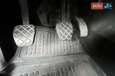 Хетчбек Volkswagen Golf 1998 в 