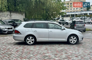 Универсал Volkswagen Golf 2010 в 