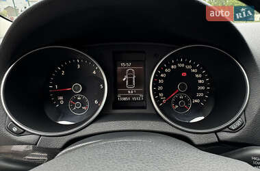 Универсал Volkswagen Golf 2010 в 