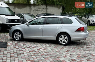 Универсал Volkswagen Golf 2010 в 
