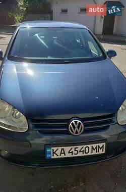 Хэтчбек Volkswagen Golf 2005 в Днепре