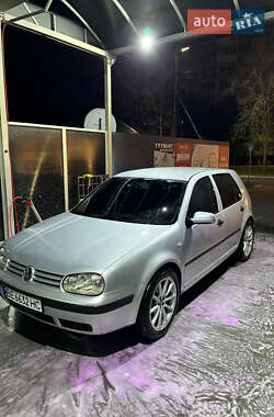 Хетчбек Volkswagen Golf 2000 в Миколаєві