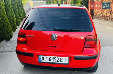 Хетчбек Volkswagen Golf 1998 в 