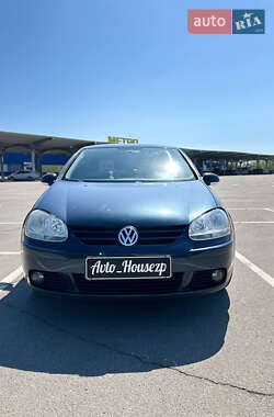 Хэтчбек Volkswagen Golf 2007 в 