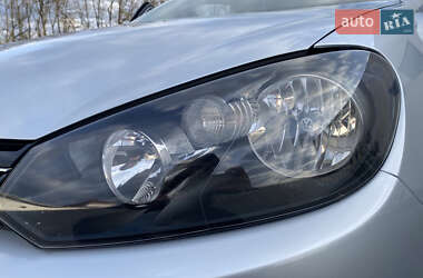 Універсал Volkswagen Golf 2010 в 