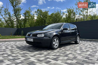Хетчбек Volkswagen Golf 1998 в 