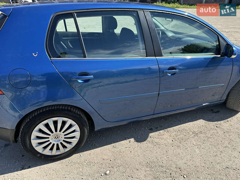 Хетчбек Volkswagen Golf 2007 в Тернополі