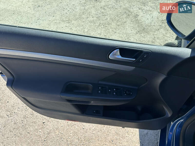 Хетчбек Volkswagen Golf 2007 в Тернополі