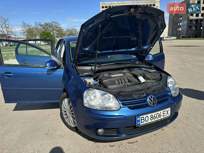 Хетчбек Volkswagen Golf 2007 в Тернополі