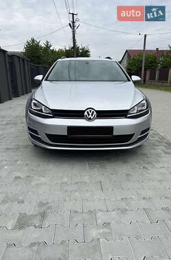Універсал Volkswagen Golf 2015 в Ужгороді