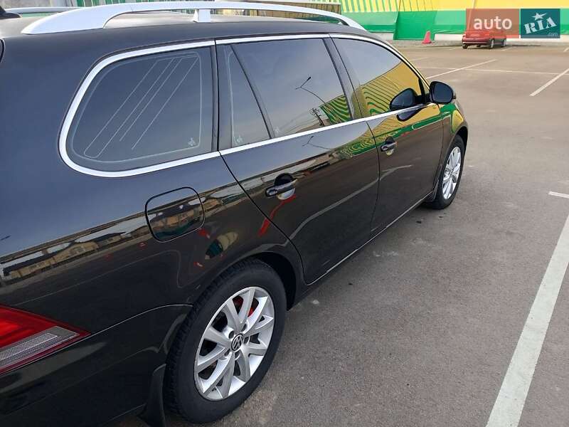 Универсал Volkswagen Golf 2012 в Черновцах фото 8 Универсал Volkswagen Golf 2012 в Черновцах