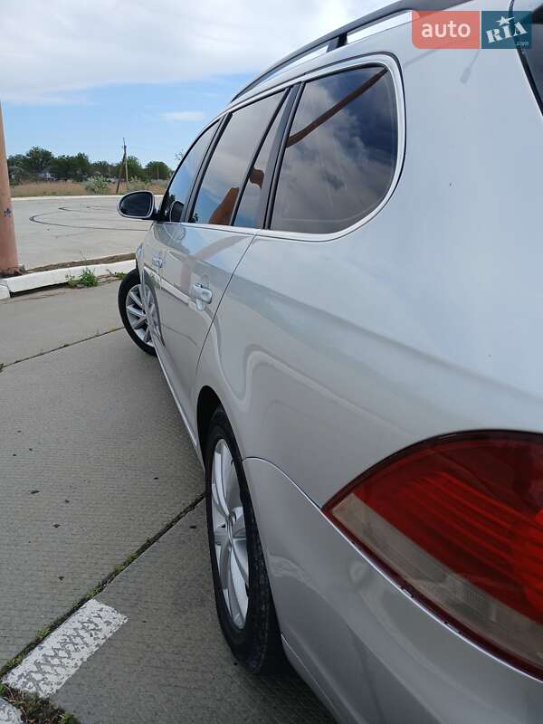 Универсал Volkswagen Golf 2011 в Новой Одессе