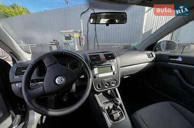 Універсал Volkswagen Golf 2008 в 