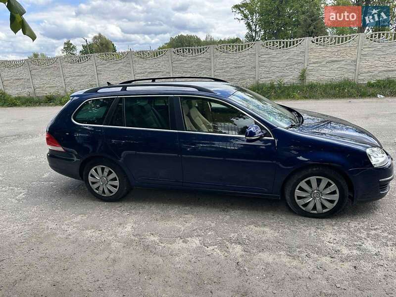Універсал Volkswagen Golf 2009 в Ковелі