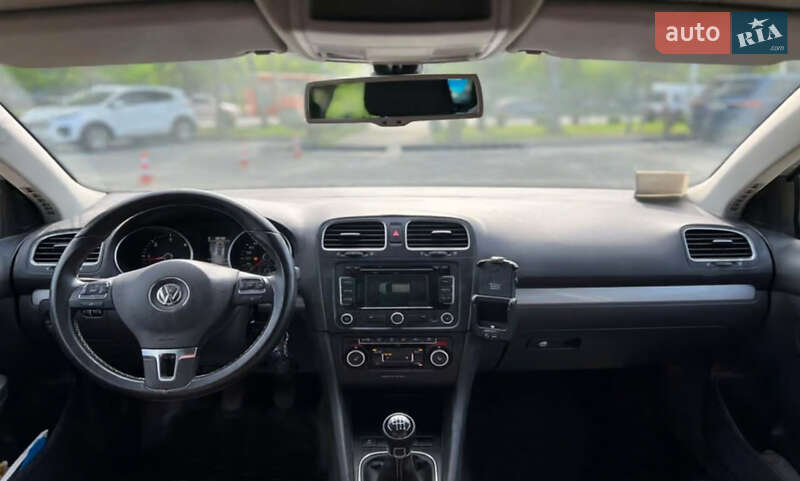 Універсал Volkswagen Golf 2013 в Львові