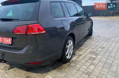 Універсал Volkswagen Golf 2013 в 