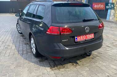 Універсал Volkswagen Golf 2013 в 