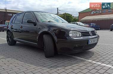 Хэтчбек Volkswagen Golf 2002 в Черкассах