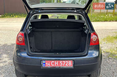 Хэтчбек Volkswagen Golf 2007 в 