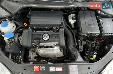Хэтчбек Volkswagen Golf 2007 в 