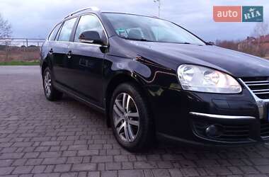 Універсал Volkswagen Golf 2008 в 