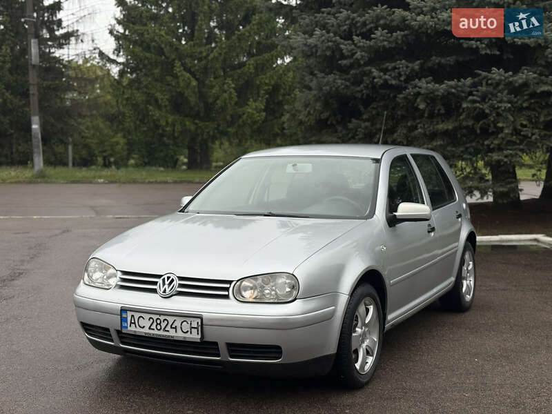 Volkswagen Golf 2002