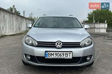 Універсал Volkswagen Golf 2010 в 