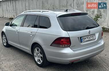 Універсал Volkswagen Golf 2010 в 
