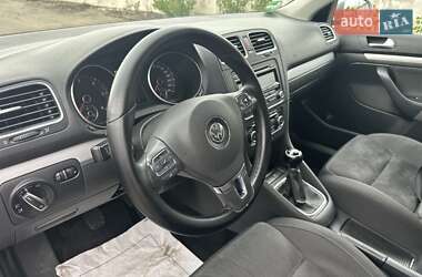 Універсал Volkswagen Golf 2010 в 