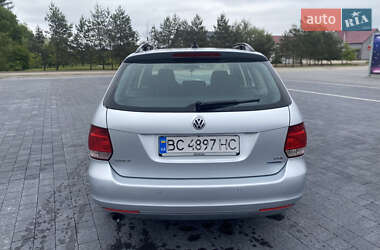 Универсал Volkswagen Golf 2013 в 