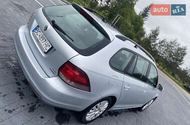 Универсал Volkswagen Golf 2013 в 
