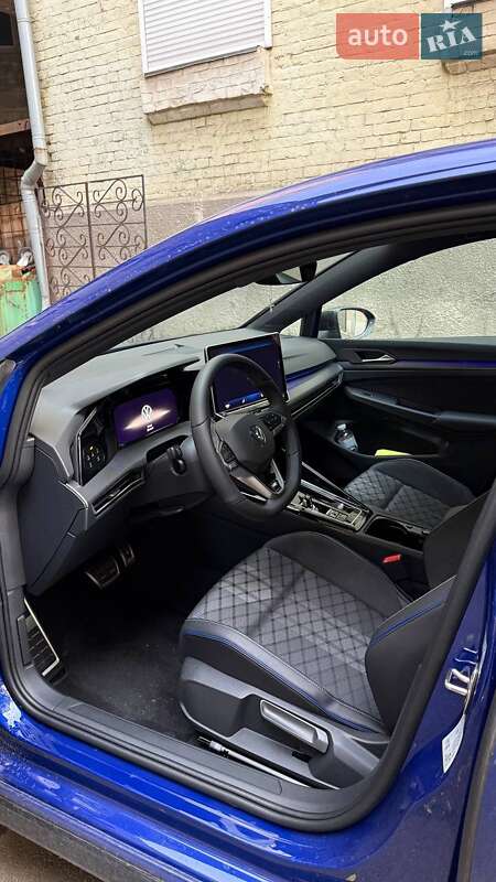 Хетчбек Volkswagen Golf 2025 в Харкові