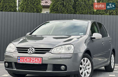 Хетчбек Volkswagen Golf 2009 в Львові