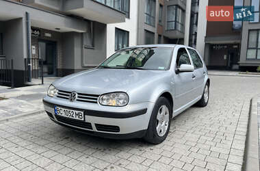 Хэтчбек Volkswagen Golf 2003 в Львове