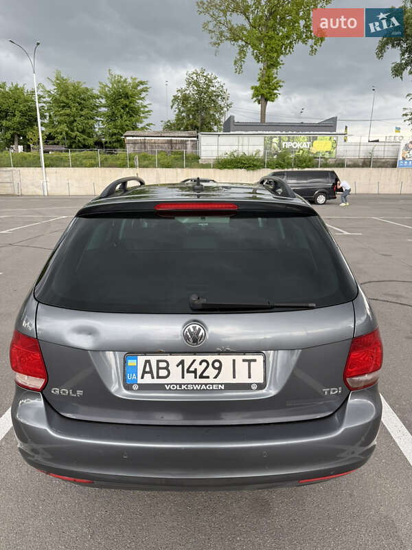 Универсал Volkswagen Golf 2009 в Виннице