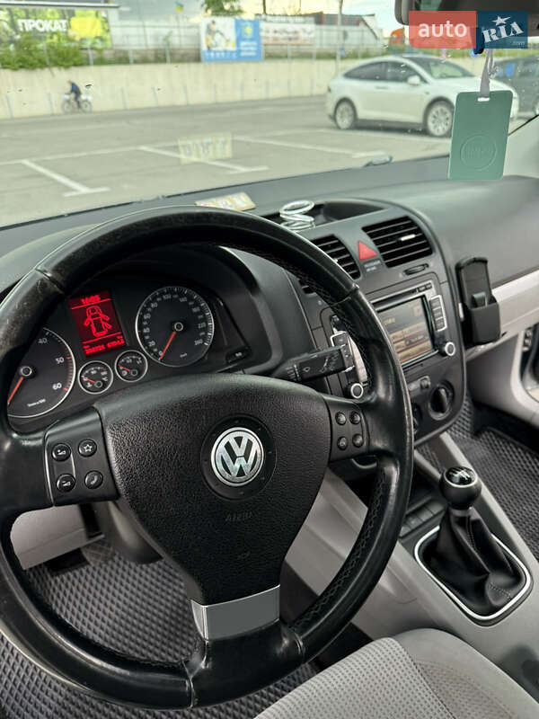 Универсал Volkswagen Golf 2009 в Виннице