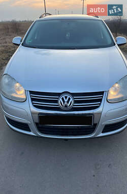 Універсал Volkswagen Golf 2008 в Рівному